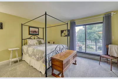 320 E Pleasant St #202, Oconomowoc, WI 53066 - Photo 12
