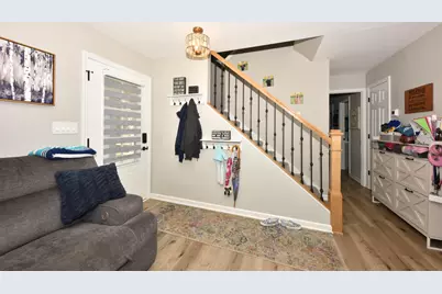 N95W23715  Hermitage Dr, Lisbon, WI 53017 - Photo 2