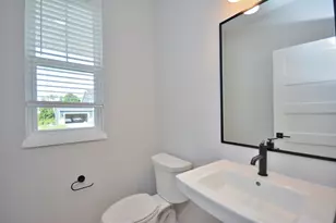 W199N5322 Ponderosa Ct, Menomonee Falls, WI 53051 - Photo 8