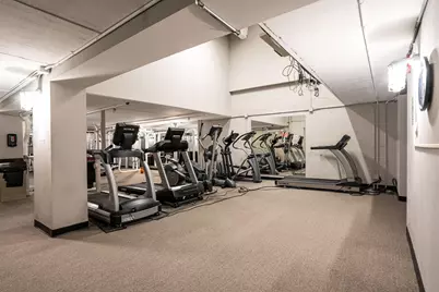 270 E Highland Ave #1044, Milwaukee, WI 53202 - Photo 20