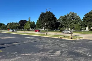 1020 West Blvd, Racine, WI 53405 - Photo 12