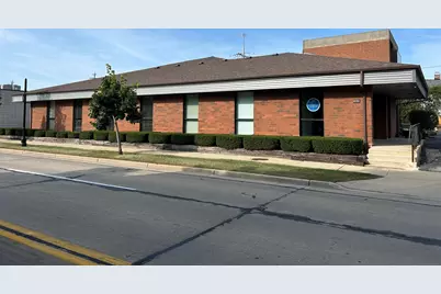 1020  West Blvd, Racine, WI 53405 - Photo 1