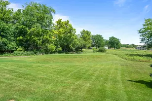 1018 Terrace Ct, Geneva, WI 53147 - Photo 16