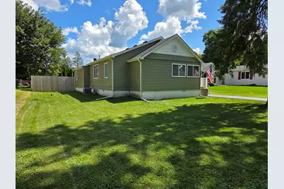 2816  Mabie St, Delavan, WI 53115 - Photo 24