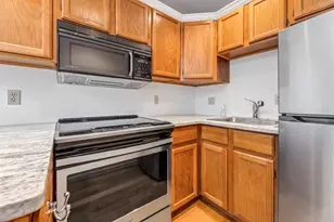 121 S Main St, Fountain City, WI 54629 - Photo 8