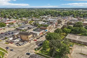 204 E Court St, Elkhorn, WI 53121 - Photo 98