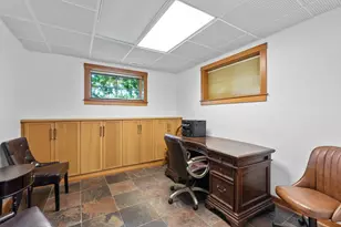 305 W Silver Spring Dr, Glendale, WI 53217 - Photo 12