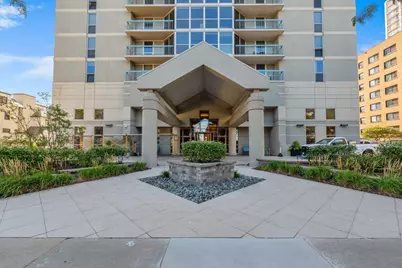 1660 N Prospect Ave #1207, Milwaukee, WI 53202 - Photo 2