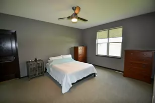 3558 Howell Oaks Dr, Waukesha, WI 53188 - Photo 16