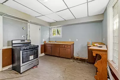 2350 N 18th St, Milwaukee, WI 53206 - Photo 8