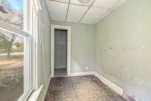 2350 N 18th St, Milwaukee, WI 53206 - Photo 4