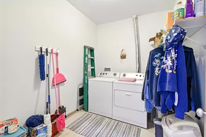 711  Cherokee Path #6, Lake Mills, WI 53551 - Photo 16