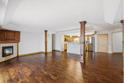 415 N Lake St #701, Port Washington, WI 53074 - Photo 4