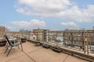 1550 E Royall Pl, Milwaukee, WI 53202 - Photo 20