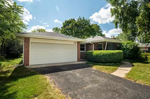 7769 N Delta Pl, Milwaukee, WI 53223 - Photo 24