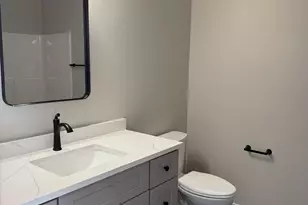 202 Edgewater Ct, Theresa, WI 53091 - Photo 8