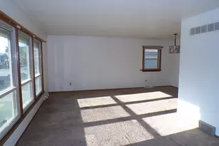 3950 N 68th St, Milwaukee, WI 53216 - Photo 16