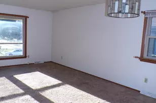 3950 N 68th St, Milwaukee, WI 53216 - Photo 36