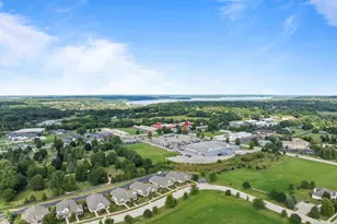 642 Baker St, Walworth, WI 53184 - Photo 88