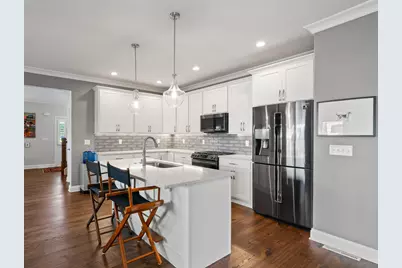 642  Baker St, Walworth, WI 53184 - Photo 24