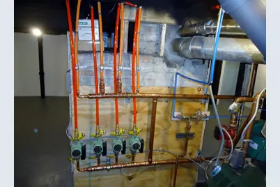 2411 W Mitchell St #2413, Milwaukee, WI 53204 - Photo 24