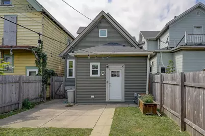 2228 N 2nd St, Milwaukee, WI 53212 - Photo 36