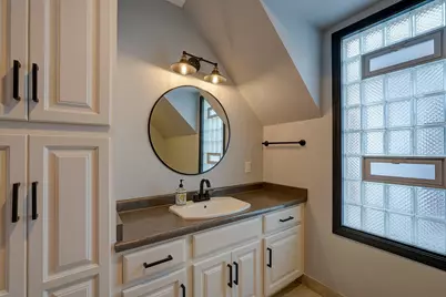 2228 N 2nd St, Milwaukee, WI 53212 - Photo 30