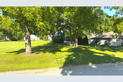 320 W 2nd St, Marquette, WI 53947 - Photo 16