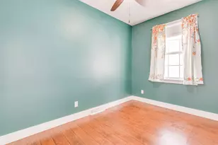 3875 E Pulaski Ave, Cudahy, WI 53110 - Photo 20