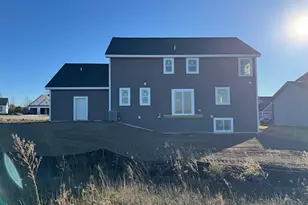 1860 Arbor Vis Pl, West Bend, WI 53095 - Photo 2