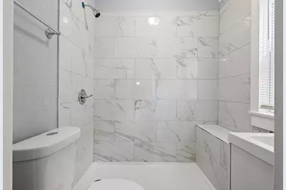 5720 W Rogers St, West Allis, WI 53219 - Photo 6