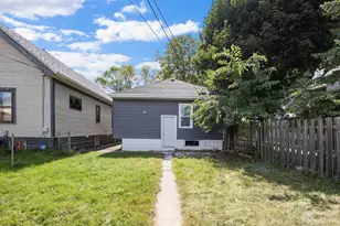 5720 W Rogers St, West Allis, WI 53219 - Photo 10