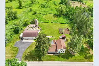 N64W20755  Mill Rd, Menomonee Falls, WI 53051 - Photo 44