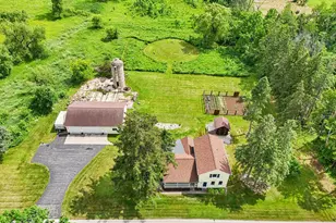 N64W20755 Mill Rd, Menomonee Falls, WI 53051 - Photo 44