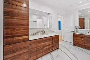 6920 N Barnett Ln, Fox Point, WI 53217 - Photo 84