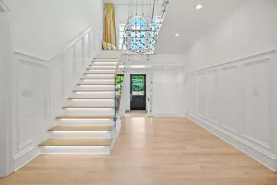 6920 N Barnett Ln, Fox Point, WI 53217 - Photo 10