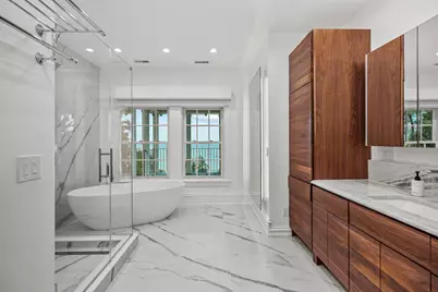 6920 N Barnett Ln, Fox Point, WI 53217 - Photo 78