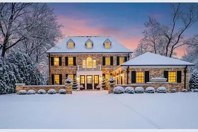 6920 N Barnett Ln, Fox Point, WI 53217 - Photo 1