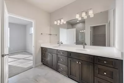394  Sandy Cir, Pewaukee, WI 53072 - Photo 22