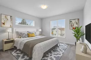 394 Sandy Cir, Pewaukee, WI 53072 - Photo 6