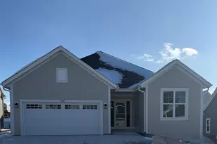 394 Sandy Cir, Pewaukee, WI 53072 - Photo 1