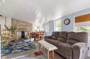 N3066 Uranus Rd, Geneva, WI 53147 - Photo 8