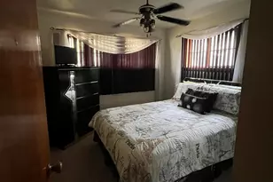 8164 W Muriel Pl, Milwaukee, WI 53218 - Photo 14