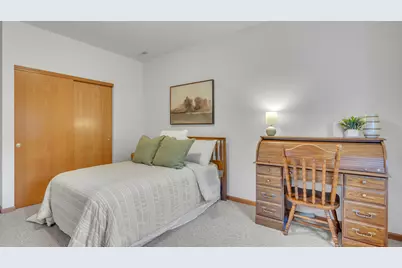 4039  Hazelnut Ct, Sheboygan, WI 53081 - Photo 16