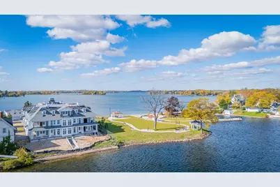 503 N Lake Rd #2, Oconomowoc, WI 53066 - Photo 1