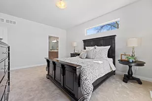 327 Sandy Cir, Pewaukee, WI 53072 - Photo 26