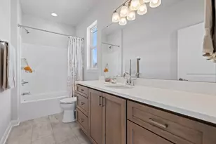 327 Sandy Cir, Pewaukee, WI 53072 - Photo 34