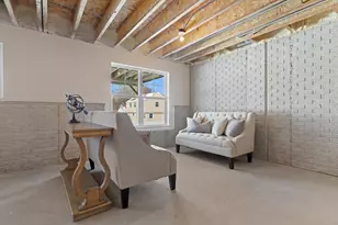 327 Sandy Cir, Pewaukee, WI 53072 - Photo 38