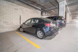 1550 E Royall Pl, Milwaukee, WI 53202 - Photo 16