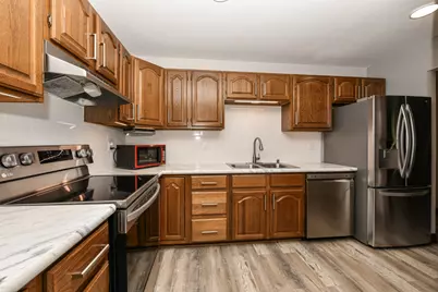 4844 S 19th St, Milwaukee, WI 53221 - Photo 6